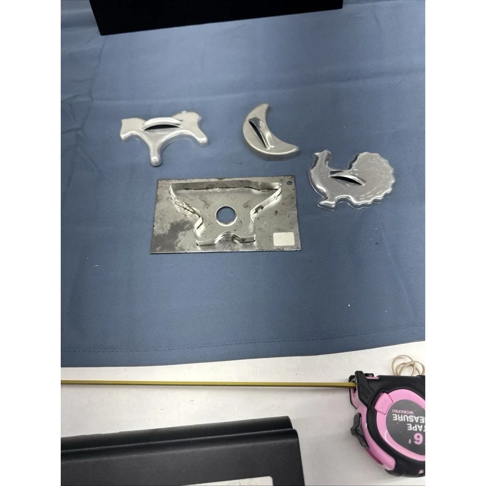 Vintage 1950s-1960s Metal Cookie Cutter Lot 7 Shapes Christmas & Everyday